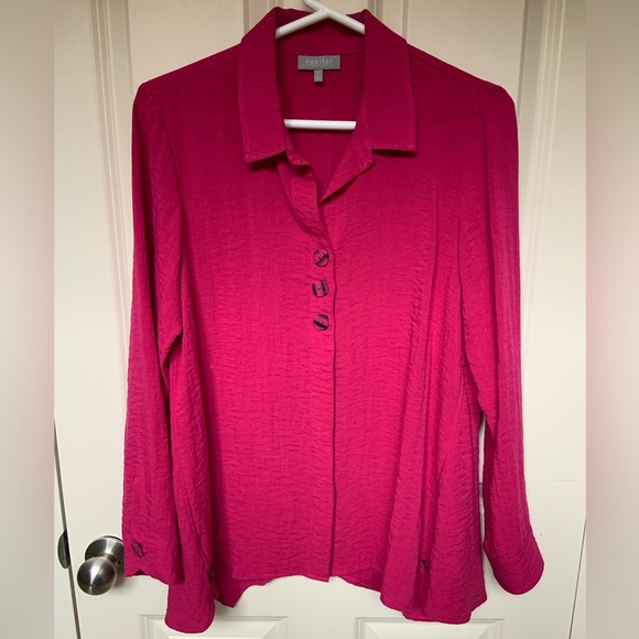 Stunning HABITAT top in a raspberry colour — like new! - Picture 1 of 5